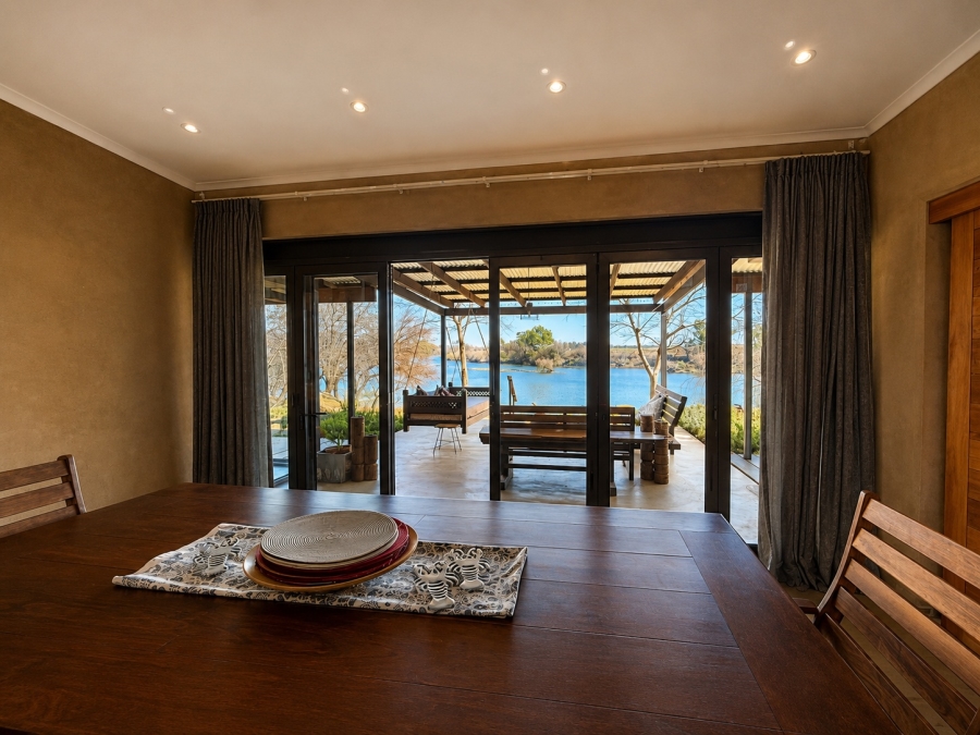 5 Bedroom Property for Sale in Viljoenskroon Rural Free State